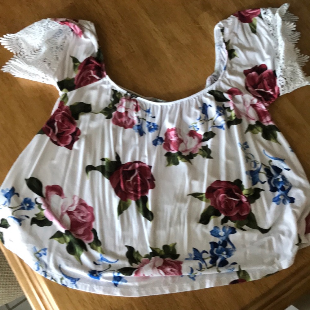 Crop top